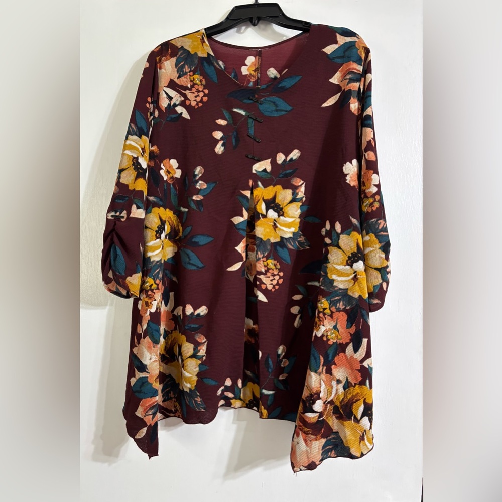 Zadie B’s Chic Floral Burgundy Tunic Top